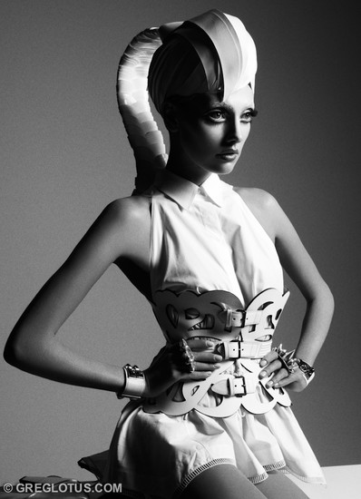 Paper Wigs Story 4